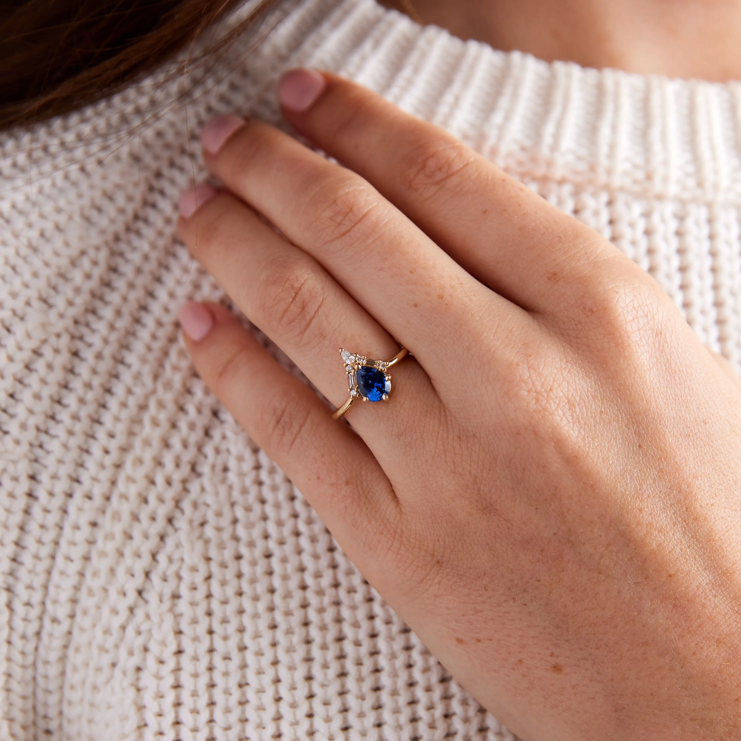 Nori ring - 1.21 carat blue pear sapphire