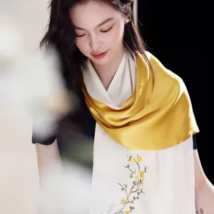 Wintersweet Silk Shawel - Pure handmade production, Suzhou traditional embroidery craft